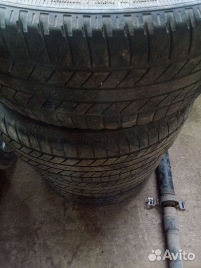 Goodyear Wrangler HP All Weather 255/60 R18 112V