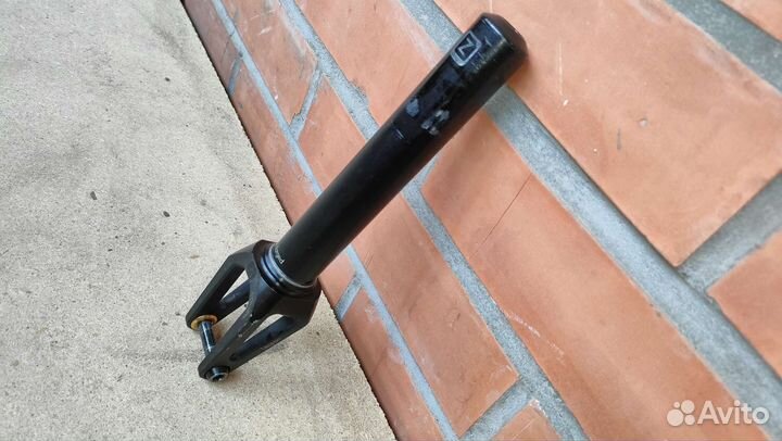 Вилка Ethic Legion ICS