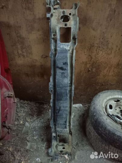 Усилитель бампера Vw golf 3 (vento)