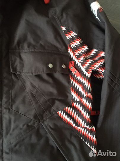 Горнолыжная куртка