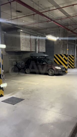 Машиноместо, 13 м²