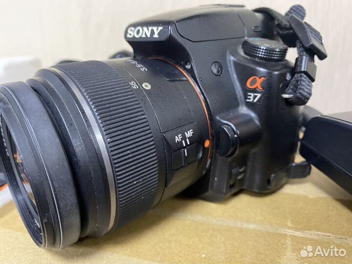 Зеркальный фотоаппарат Sony A37