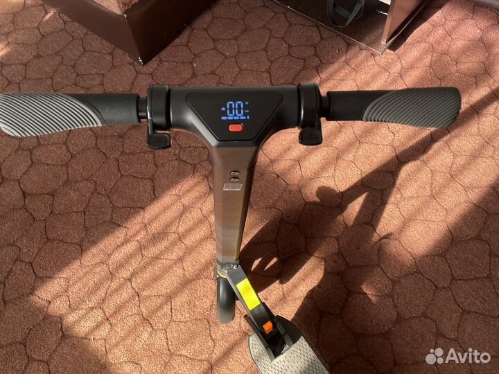 Электросамокат kugoos1