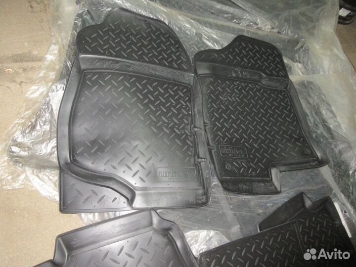 Коврики в салон кадилак Escalade с 2006 по 2015 г