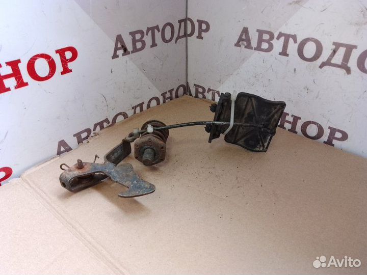 Замок капота Opel Omega B