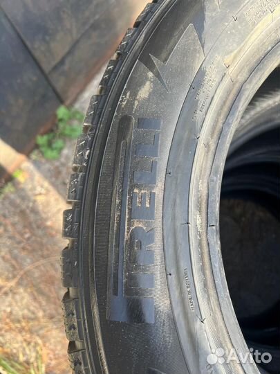 Pirelli Ice Zero 255/55 R18