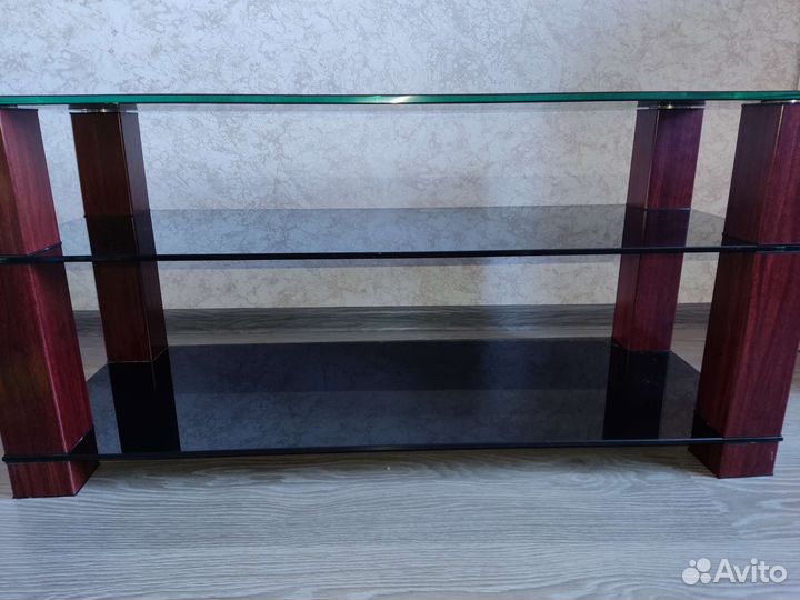 Стеклянная тумба под тв