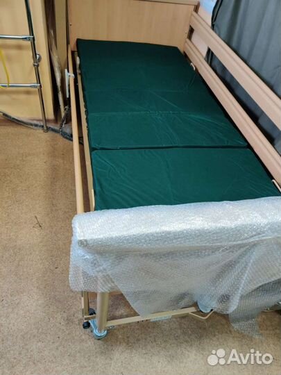 Кровать функциональная с электроприводом с матрасо