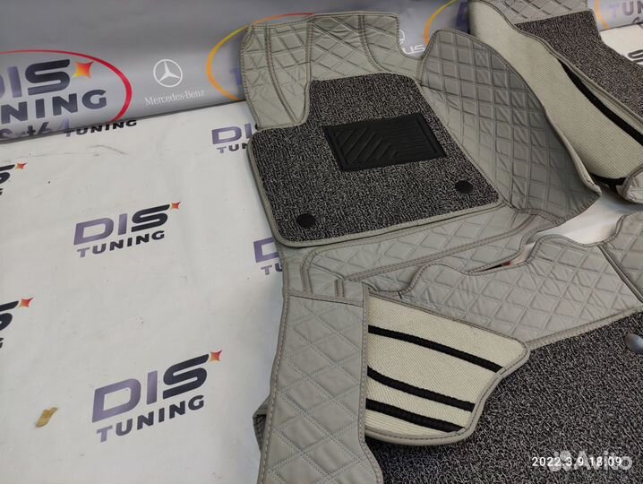 Ковры салона 3D Toyota Land Cruiser 100 и lx470