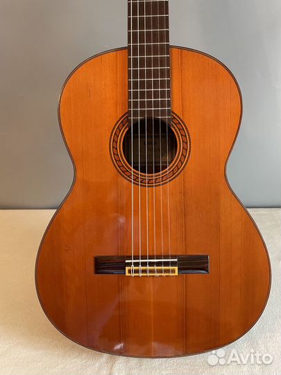 Винтажная классика Yamaha C-400A