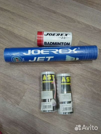 Воланы (воланчики) перьевые 12 штук, пластиковые