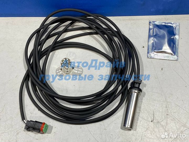 Датчик ABS Вольво FM4 FH4 правый