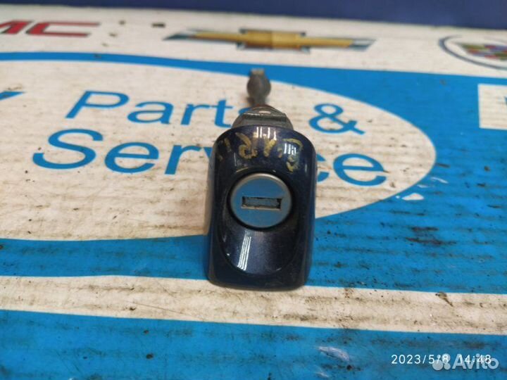 Личинка замка двери Audi Q7 4L 06-09