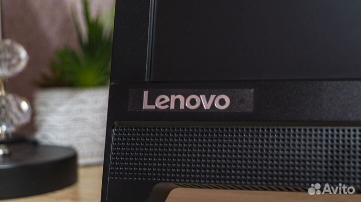 Моноблок Lenovo