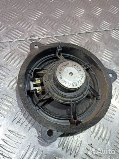 Динамик задний правый Nissan Tiida / C11X хэтчбек