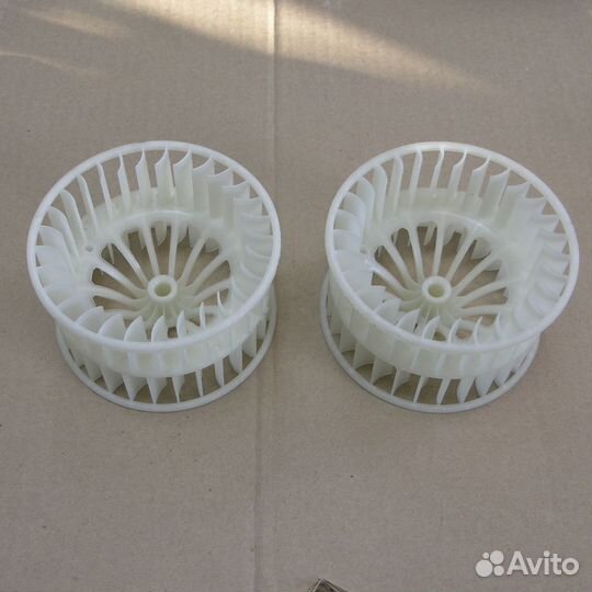 Крыльчатка вентилятора отопителя маз комплект лева