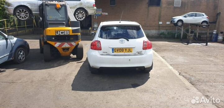 Двигатель Toyota Auris 1 поколение 2.2