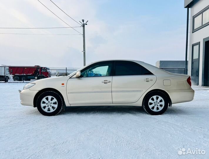 Toyota Camry 2.4 AT, 2004, 130 000 км