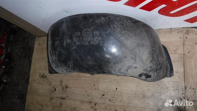 Локер передний левый Chevrolet niva 2002