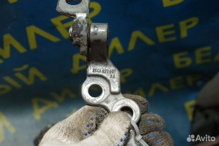 Петля двери Ford Focus 1