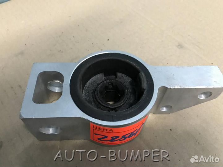 Сайлентблок задний переднего рычага