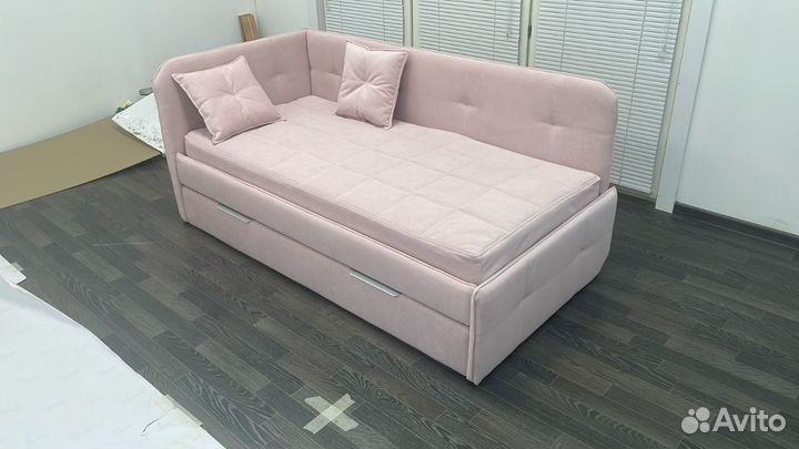 Мягкая угловая тахта с 2 спал. местами для детей