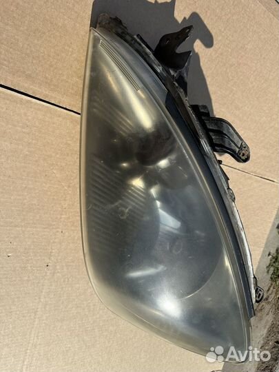 Фара левая Mitsubishi Lancer 9