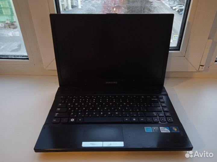 Ноутбук samsung на запчасти
