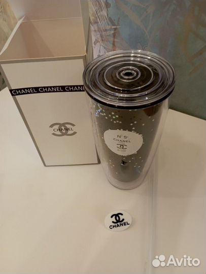 Стакан Шанель с трубочкой