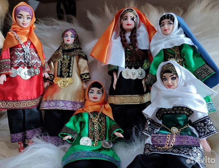 Кукла в национальном костюме Дагестана