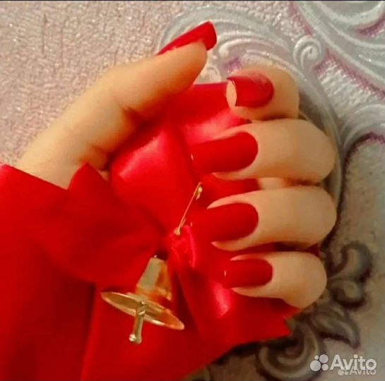 Маникюр, наращивание ногтей, их коррекция