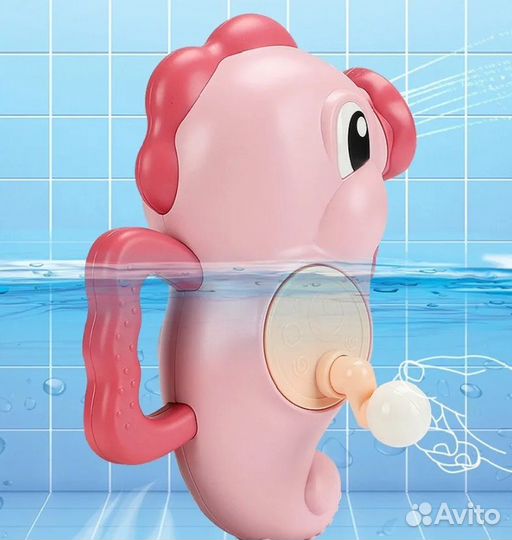 Игрушка в виде морского конька для ванны