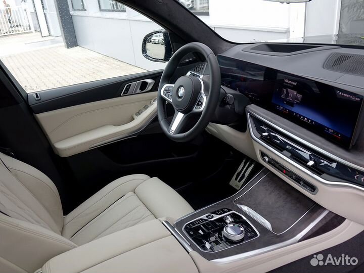 BMW X7 3.0 AT, 2024, 80 км