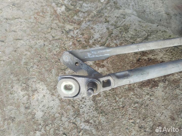 Трапеция дворников ауди А6 с5