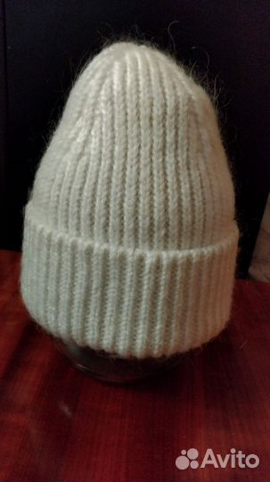 Шапка женская вязаная