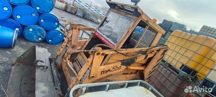 Мини-погрузчик Уралвагонзавод ПУМ-500, 1997