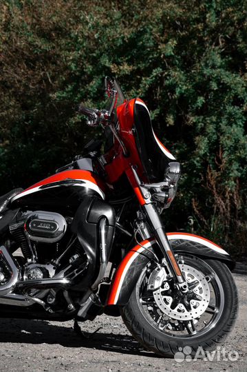 Harley Davidson CVO 110 Electra glide 2012
