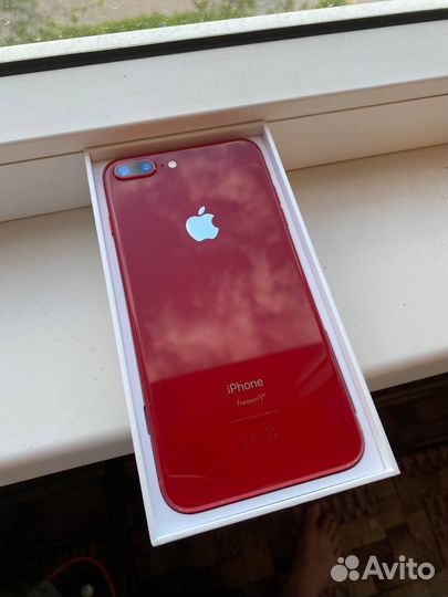 iPhone 8 Plus, 64 ГБ