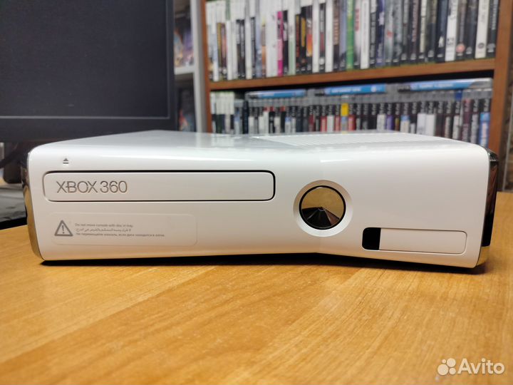 Xbox 360S 320Gb FreeBoot 48 Игр Геймпад