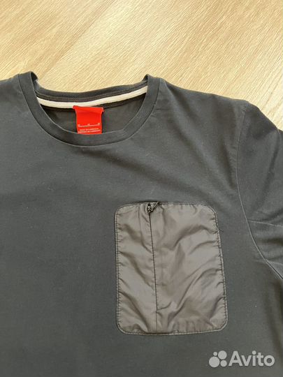 Футболка Nike Tech