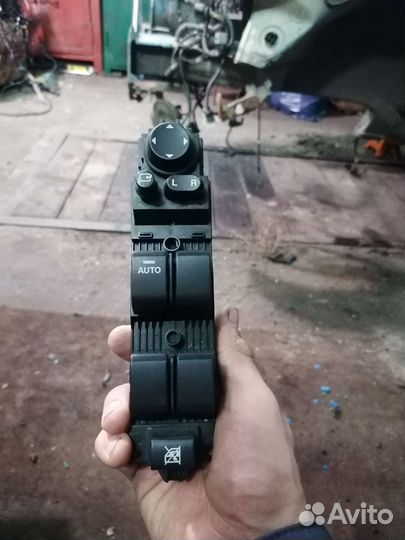 Блок стеклоподъемников мазда 3 bl