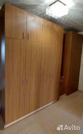 Шкаф распашной бу