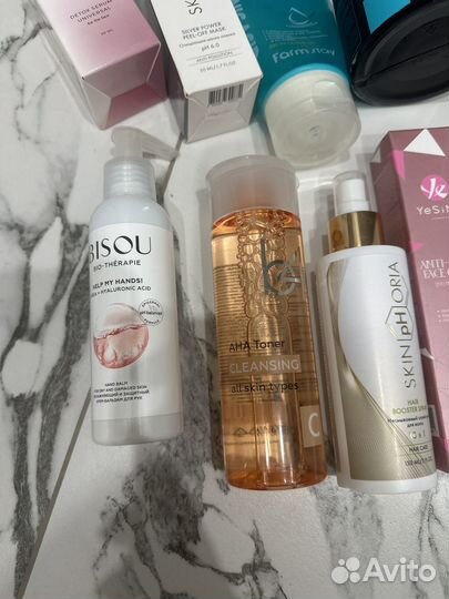 Набор косметики пакетом уход за телом и волосами