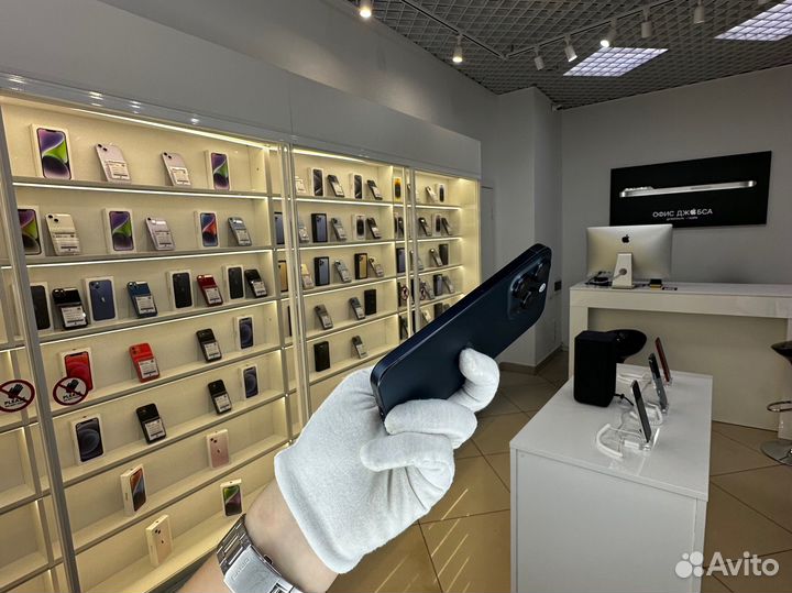 iPhone 15 Pro, 256 ГБ