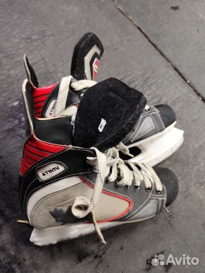 Коньки хоккейные 43 размер