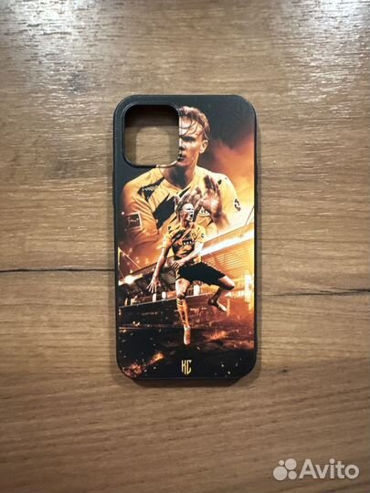 Чехол на iPhone 12