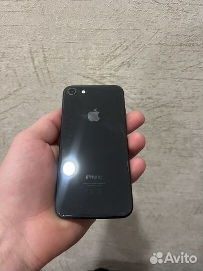 iPhone 8, 64 ГБ