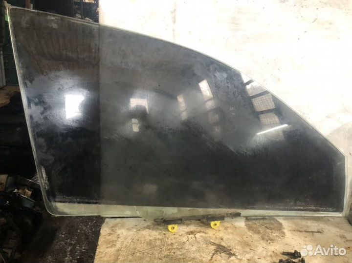 Стекло переднее правое Mitsubishi Lancer 9 седан