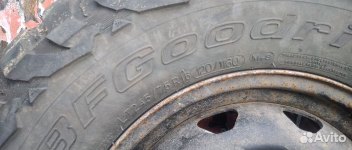 Bfgoodrich Mud-Terrain T/A KM3 245/75 R16