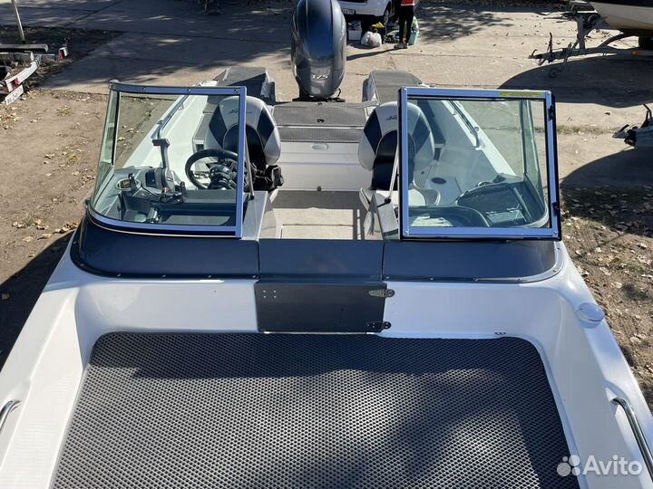 Катер NorthSilver Husky 630 SF